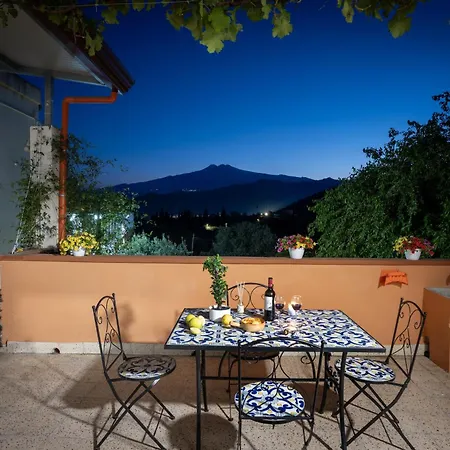 Lägenhet Quirin's Taormina